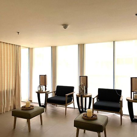 Studio At 81 Newport Boulevard Near Naia With Free Access To All Amenities Up To 2 Pax Manila Exterior foto